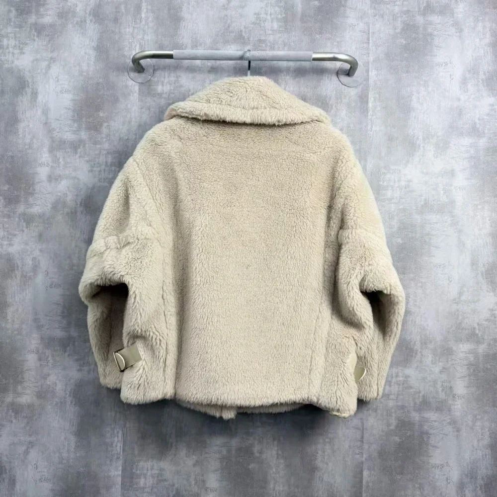 Authentic MaxMara Beige Teddy Jacket - Picture 2 of 7